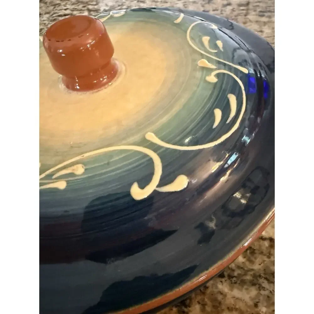 Gorgeous Crate & Barrel Terra-Cotta Pottery Covered Casserole Dish New*